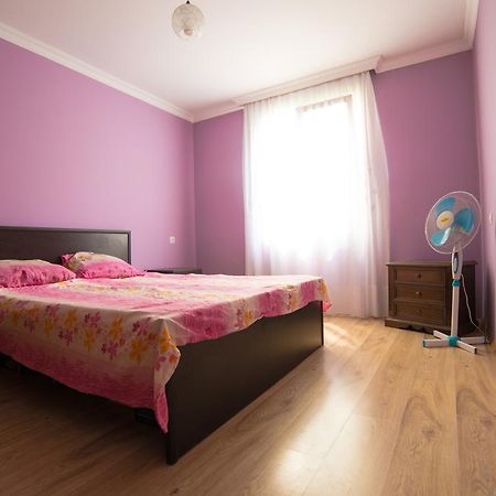 Angisa Apartment บาทูมิ ภายนอก รูปภาพ